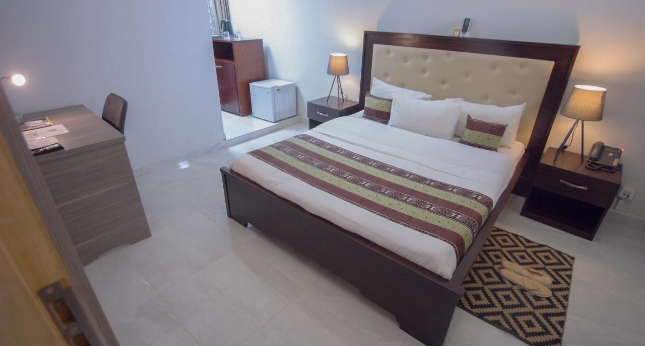 Hotel La Rose Blanche Abidjan Eksteriør billede
