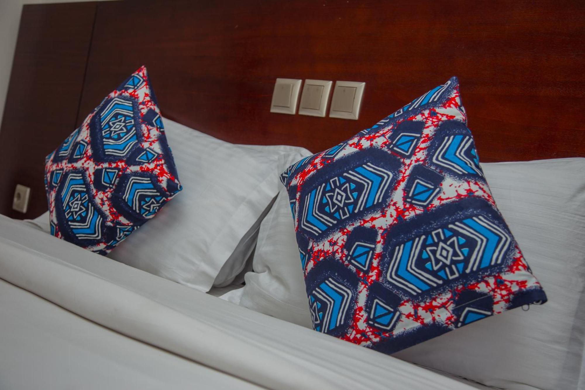 Hotel La Rose Blanche Abidjan Eksteriør billede