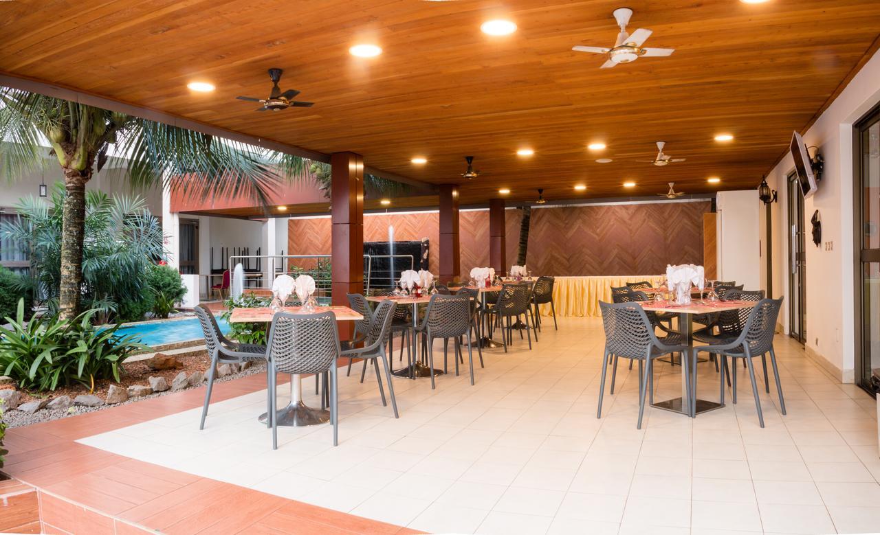 Hotel La Rose Blanche Abidjan Eksteriør billede
